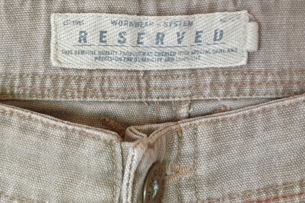 Spodnie długie Reserved - rozmiar M - khaki