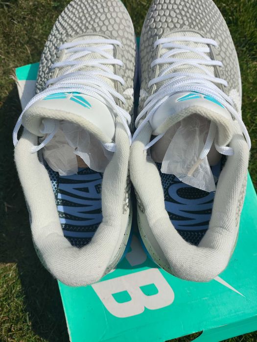 Buty do koszykówki Nike Zoom Kobe 6 Protro White