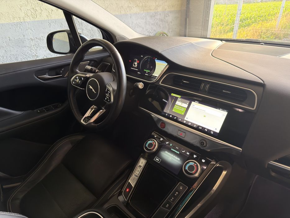 Jaguar I-Pace SE EV400 AWD - Desde 360€ Mês