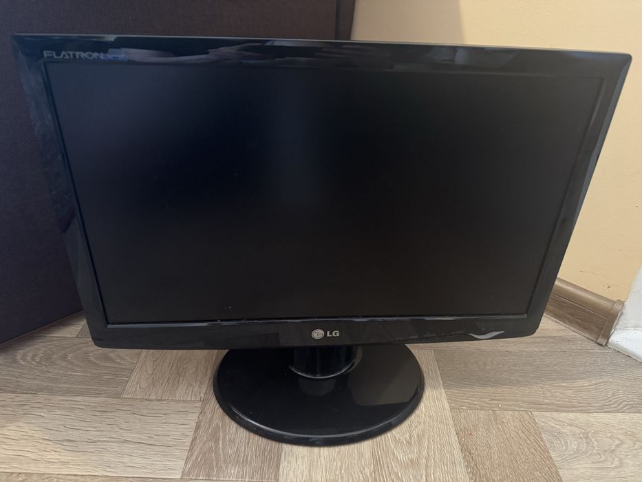 Монітор, lg flatron w1943ss