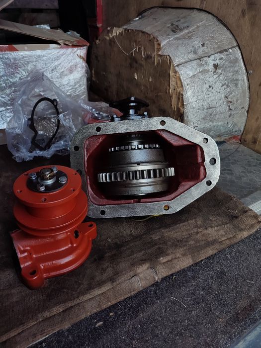 Роздатка  МТЗ 80 82 892 ОБМЕН Раздатка МТЗ Насос водяний ПОМПА МТЗ-82