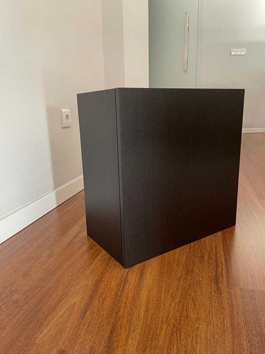 Móvel cubo, marca Antarte