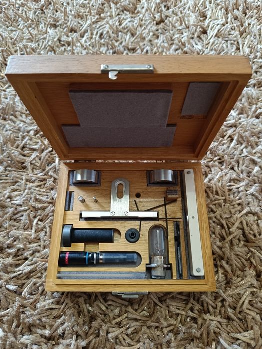 "Kit de Óptica Física - Caixa Madeira Completo - Material Didático