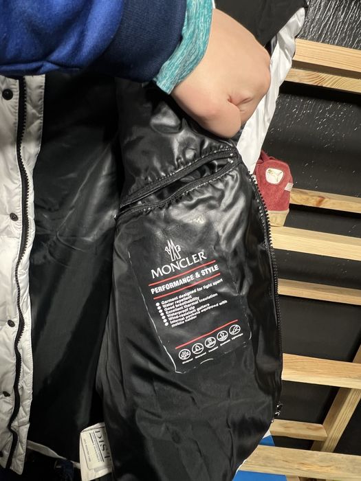 Куртка жилетка Moncler