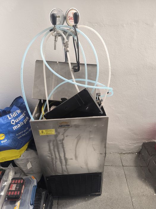 Máquina de cerveja