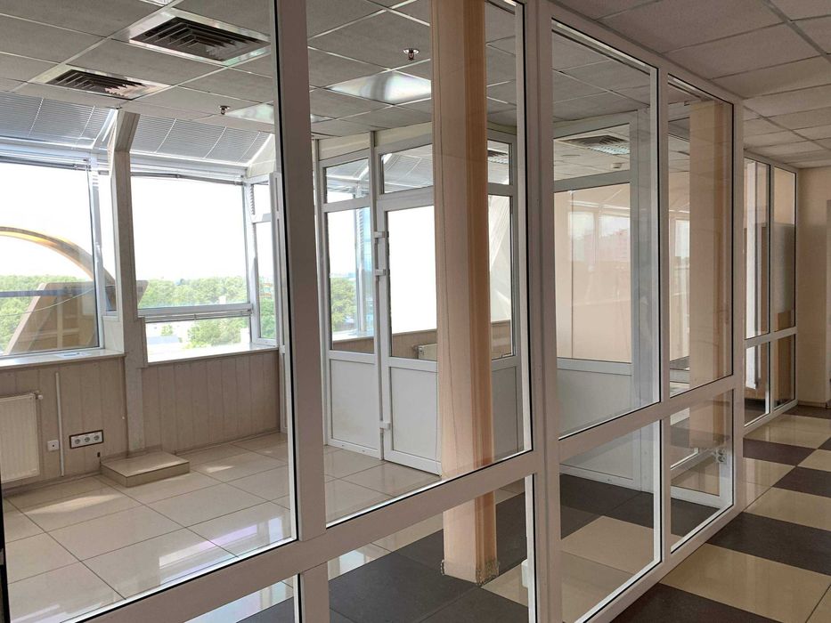 Оренда офісного приміщення 250 м² район Замостя