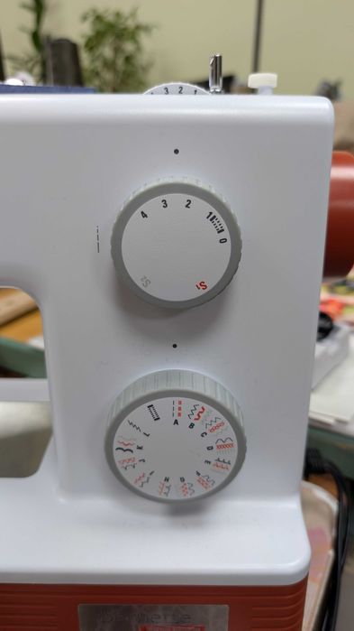 Швейна машина Bernette b05 Crafter