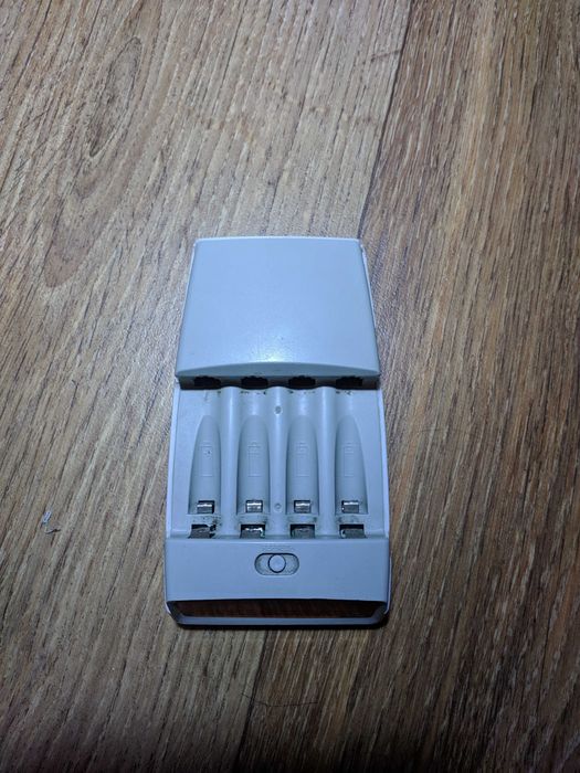 Зарядное устройство Super Quick Refresh Charger with LCD