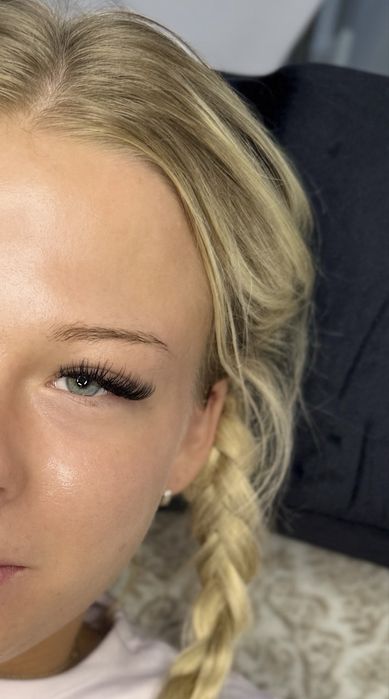 Przedłużanie rzęs