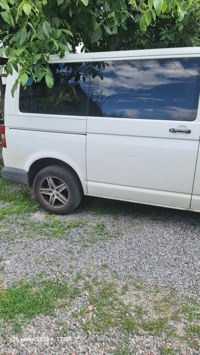 Фольцваген Т5 2003г