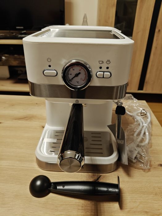 Ekspres do kawy SENCOR