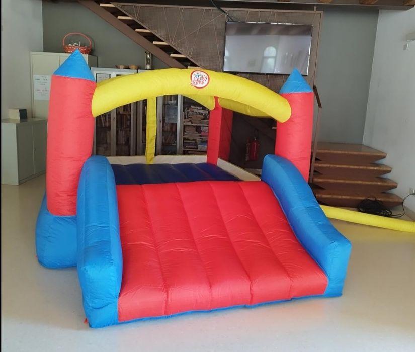 Insuflável para festas crianças Aluguer