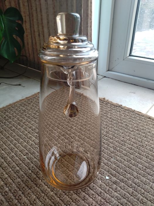 Кувшин стеклянный