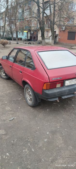 Продам два Москвіча