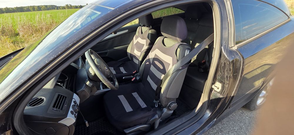 Opel astra h Gtc