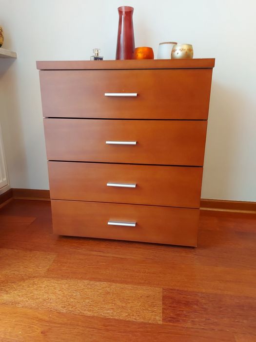 Komoda z szufladami