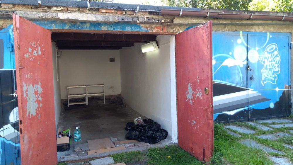 Sprzedam garaż w Katowicach przy ul. Adamskiego