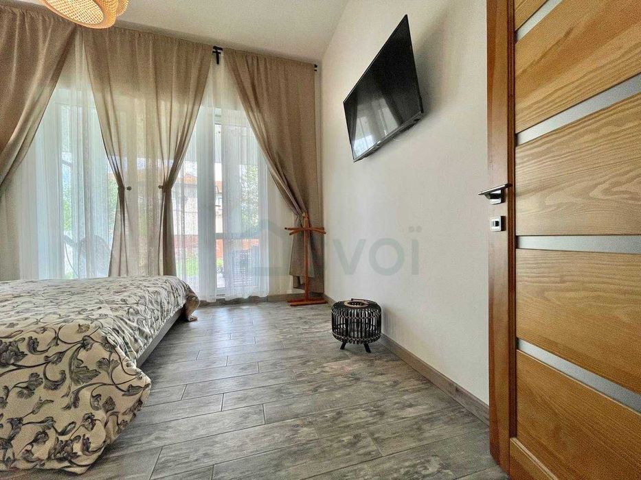 Будинок з ремонтом! Генератор! Камін! Без Комісії!