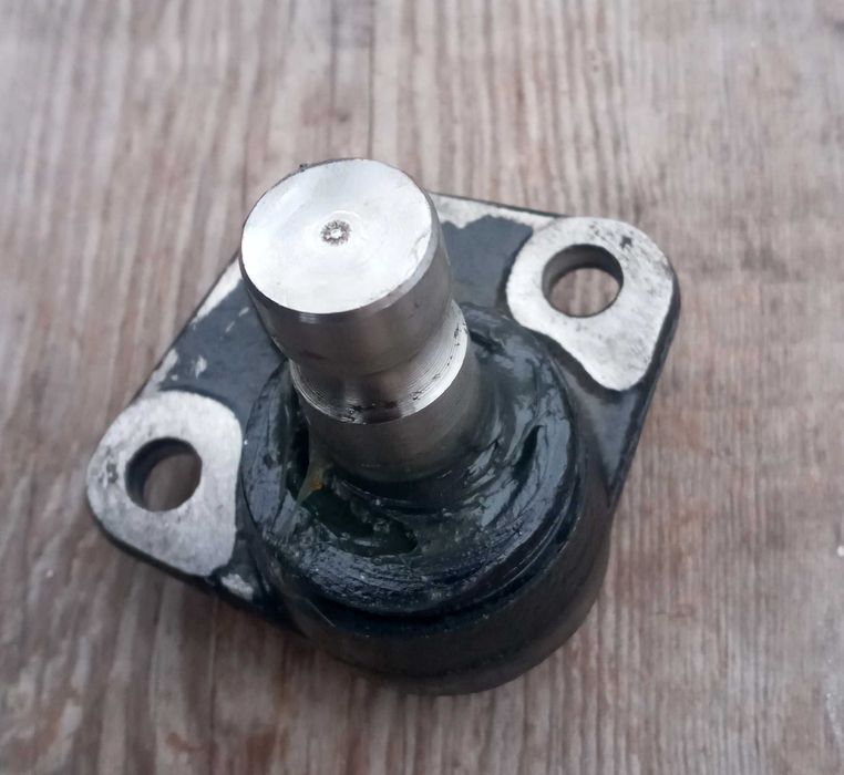 Шарова опора Фаворит,Феліція