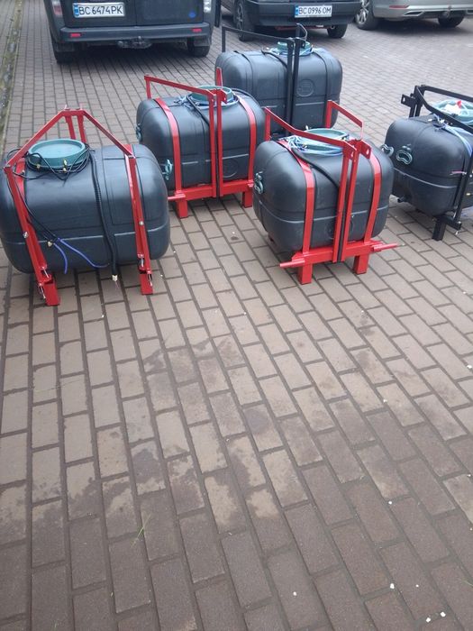 Оприскувач навісний для тракторів мототрактор і міні трактора