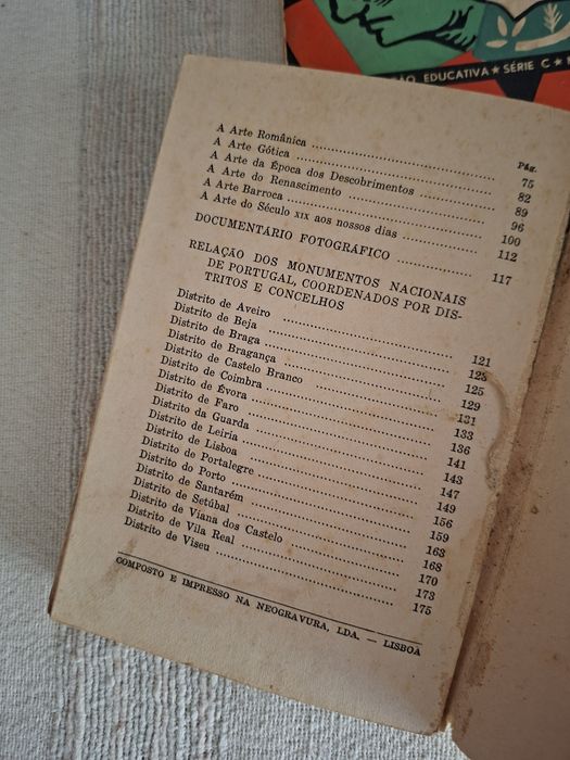 Três livros da antiga Coleção Educativa