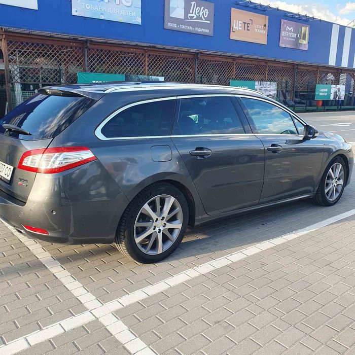 Peugeot 508 SW 2015