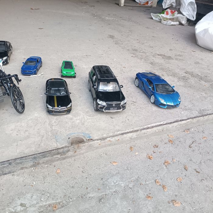 Продам модельки игрушки