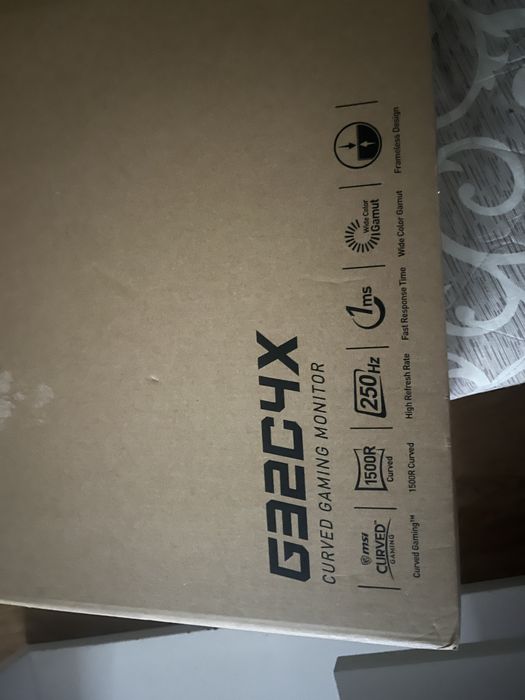 Монітор MSI G32C4X 250гц