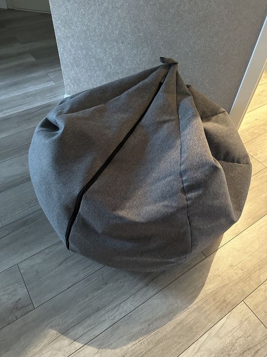 Мʼяке крісло/пуф