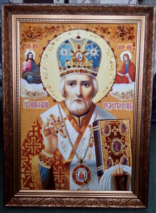 Ікони з бурштину