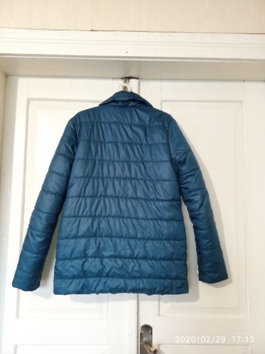 Куртка жіноча міжсезоння