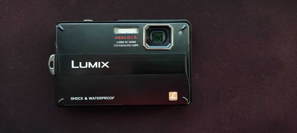 Продам Panasonic Lumix DMC-FT10