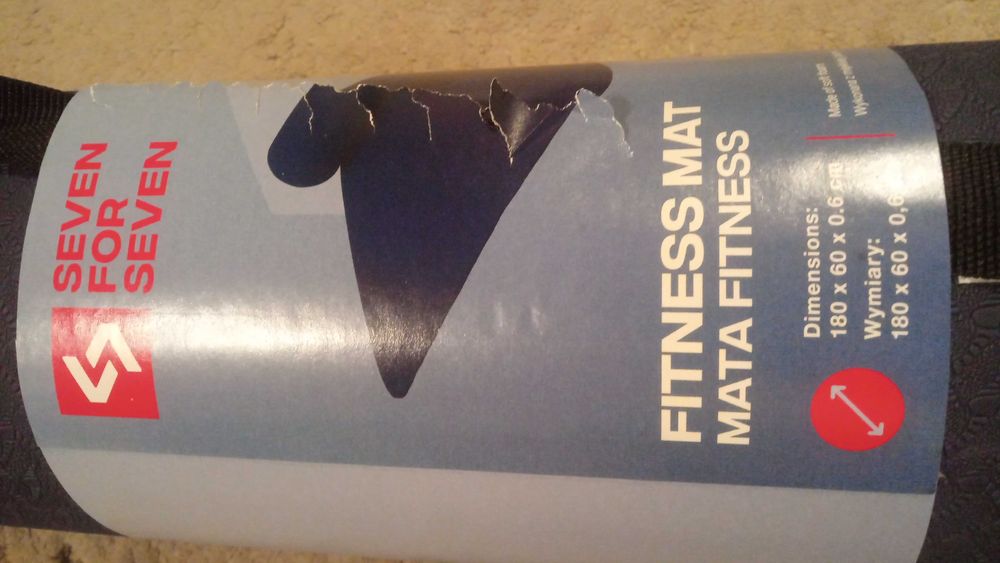 Nowa granatowa mata do np yogi, ćwiczeń