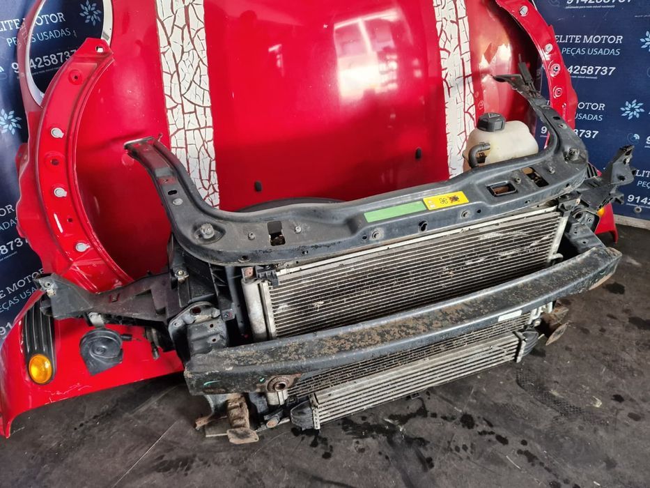 Frente completa usada MINI ONE D R56 capot parachoques oticas