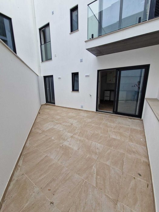Apartamento Duplex T2 Novo a 50m da Praia - OPORTUNIDADE