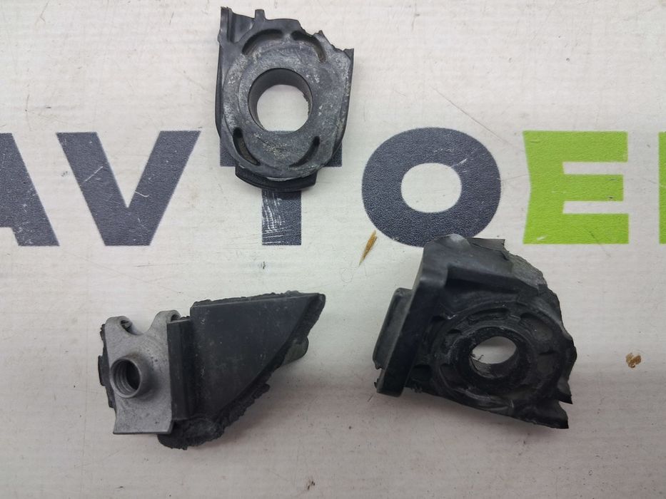 Фара передняя галоген правая NISSAN ROGUE 14-20 260106FL0A