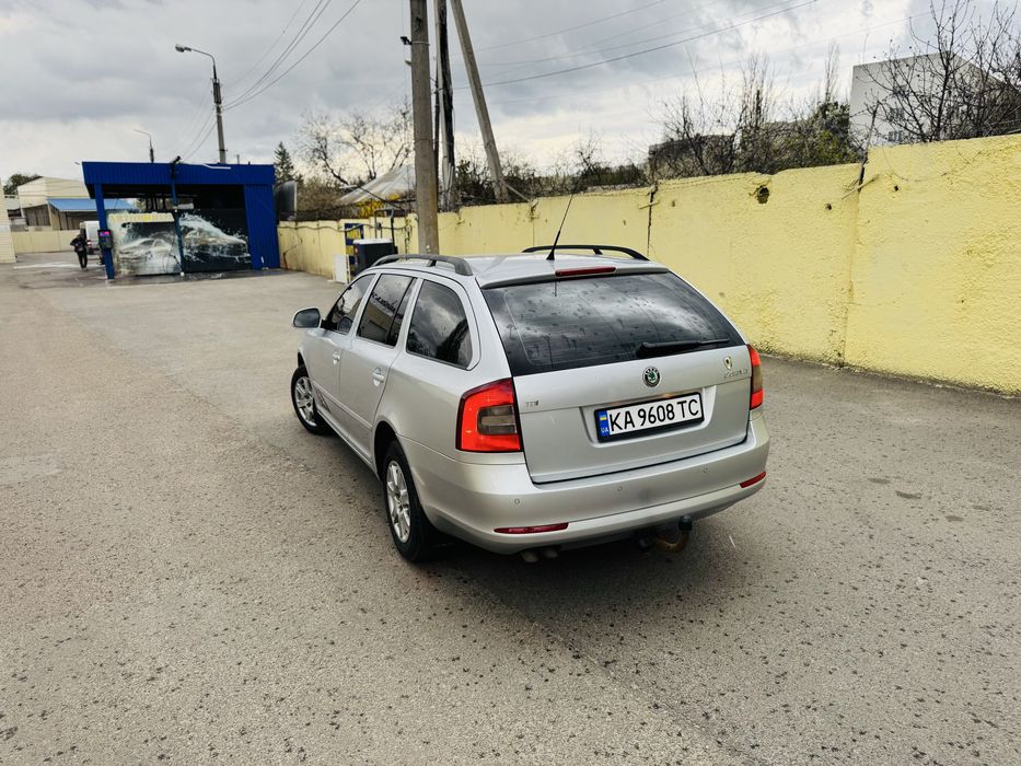 Skoda Octavia 2010 VIN TMBHE61Z9A2108062 фото оголошення 5 з 14
