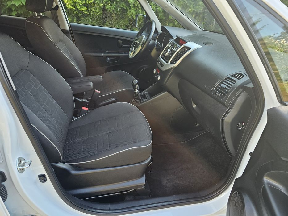 Kia Venga  1.6 benzyna świeżo sprowadzony z Niemiec