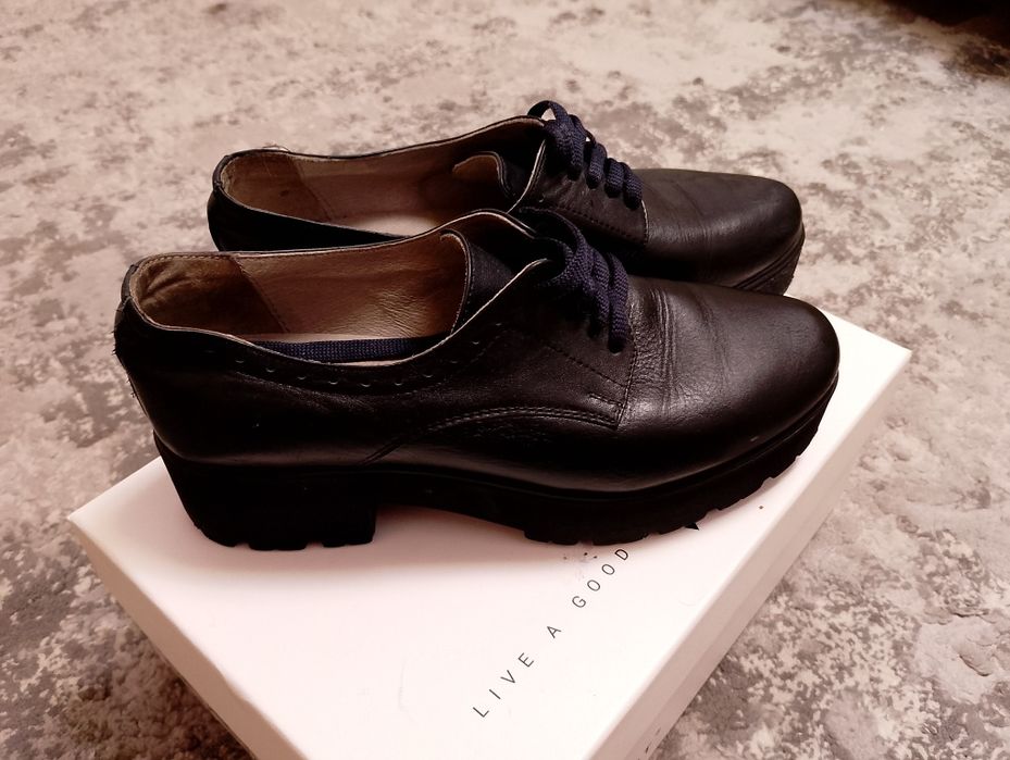 Туфлі жіночі шкіряні (дербі)