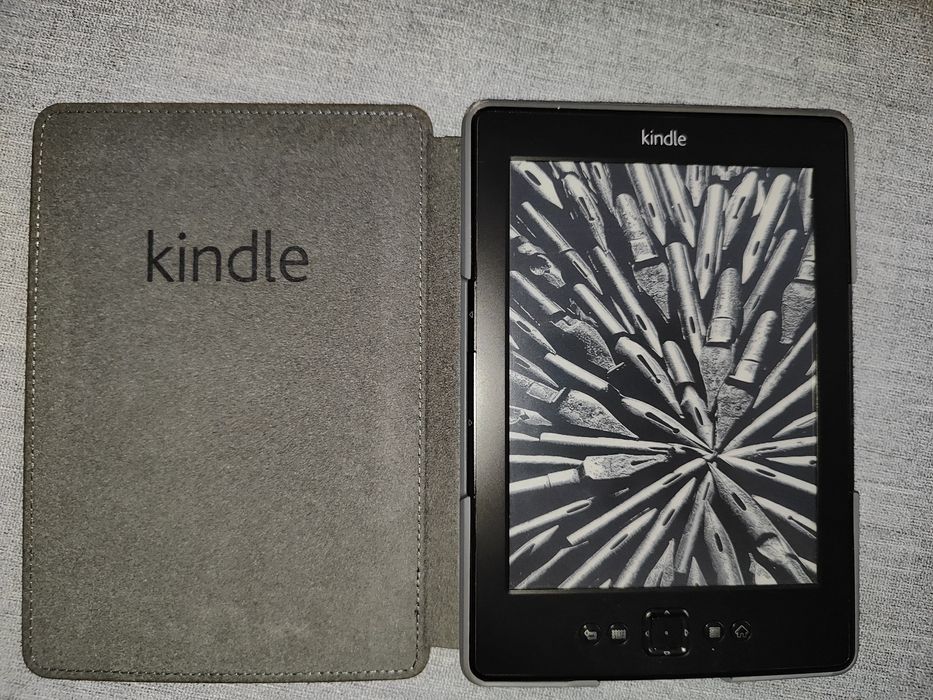 Продам електронну книгу Kindle