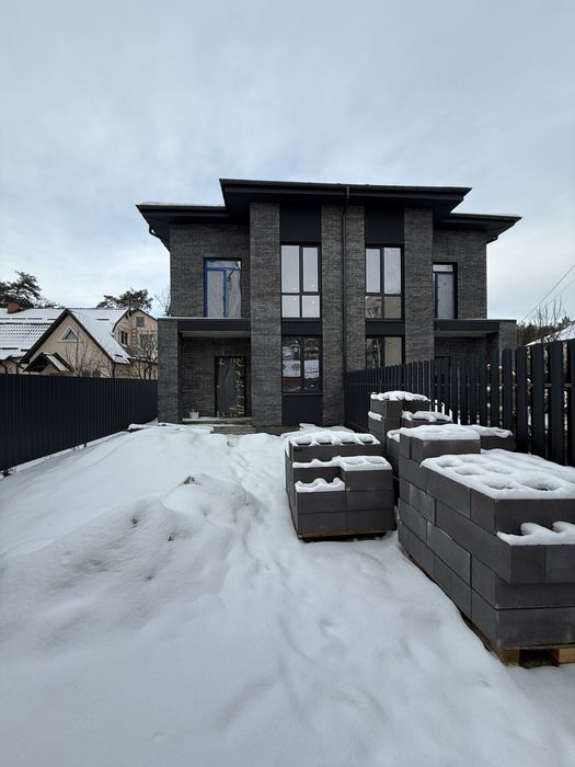 Дуплекс 145 м + 2 тераси максимальне наповнення під ремонт