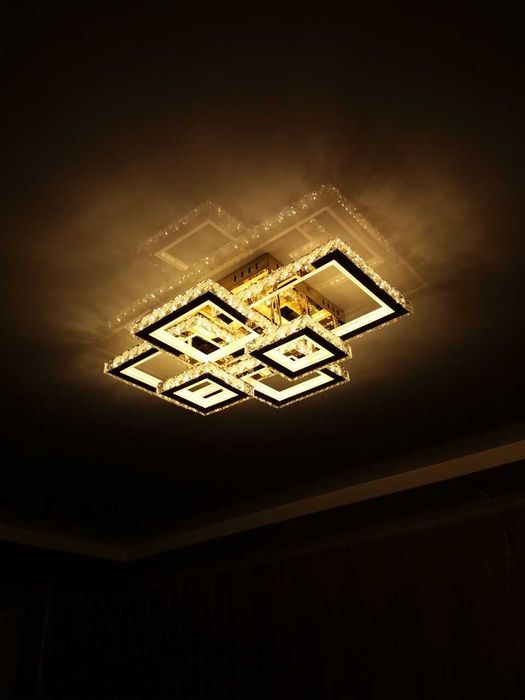 LED люстра с пультом ДУ