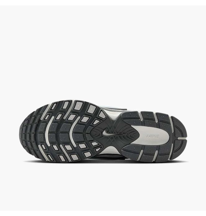 Оригінал! Кросівки Nike W V5 RNR HQ7901-103 EUR 39; EUR 40