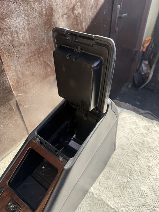 Подлокотник кнопки стеклоподьемников mercedes w163 ml год 03