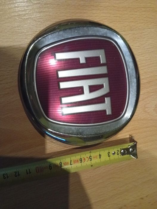 Emblemat samochodowy Fiat