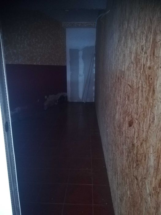 Aluga-se espaço comercial