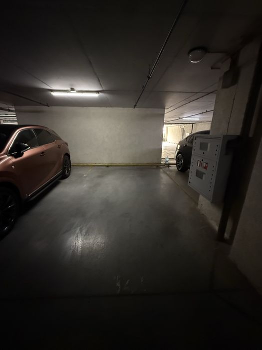 Продаж місця в паркінгу, Голосівська 13в, 1 поверх