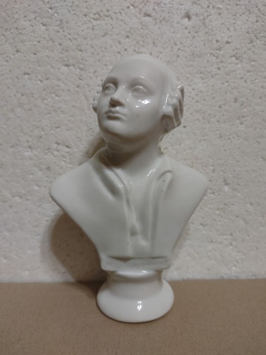 Статуэтка ЛФЗ 1937-1941 гг. Бюст Ломоносов Бюст ЛФЗ фарфор СССР