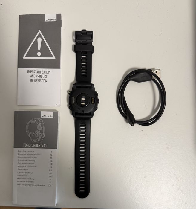 FORERUNNER 745 com GPS running/Triathlon smartwatch com Música