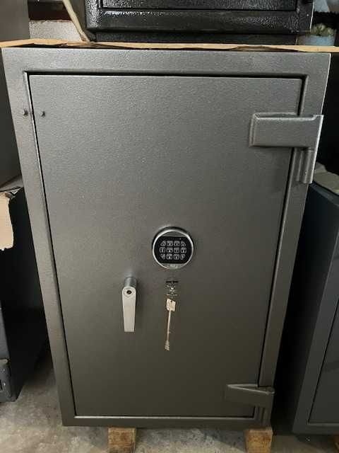 Сейф Гріфон вегнезламотревкий 2 клас